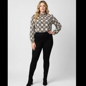 By Design GEOMETRIC PRINT